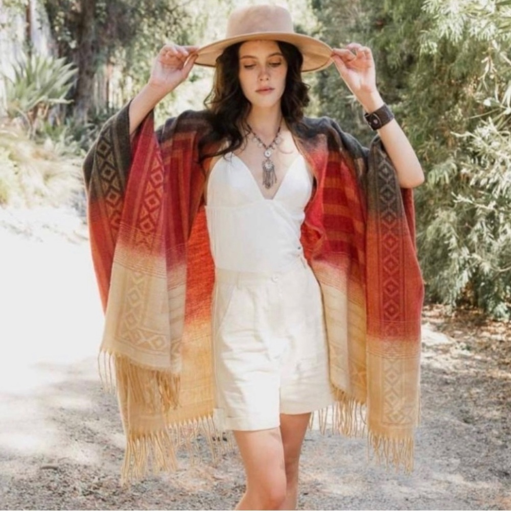 Western Color-Blend Tassel Serape Wrap